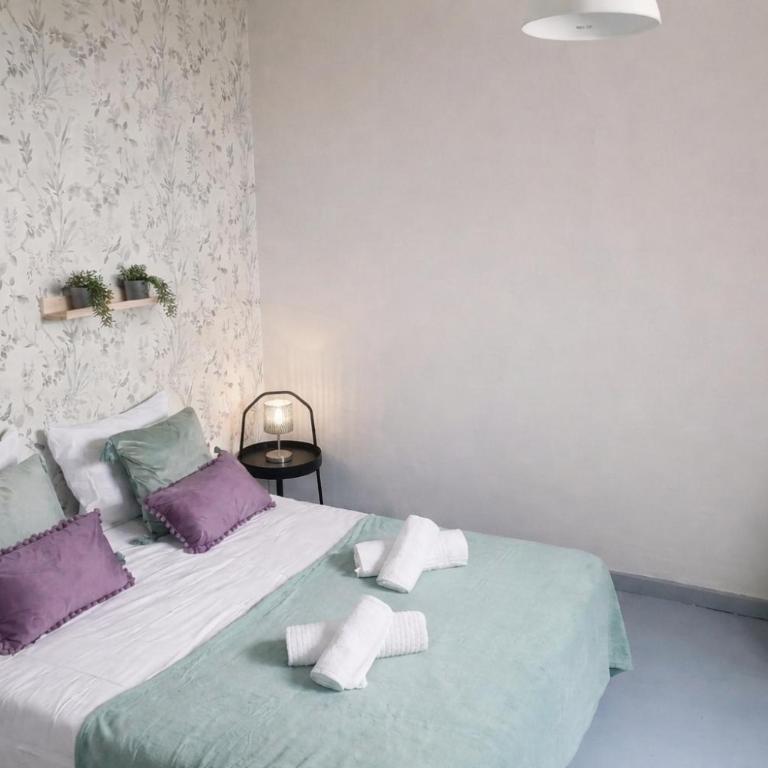 Casa EA - Ruta río Cerezuelo y Balcón de Zabaleta - Parking gratis cerca - Three-Bedroom Apartment - 20