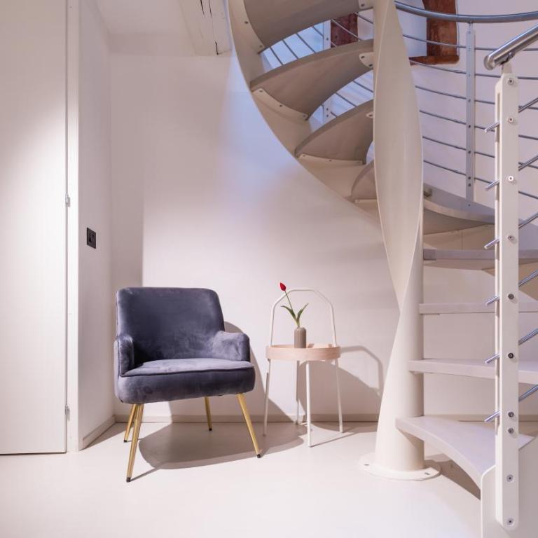 DOMUS 1435 - Iconic Suites in Centro - Monolocale King Deluxe - 16