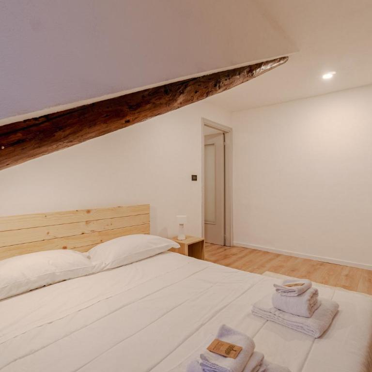 GuestHost - Quadrilatero Cozy Wooden Flat - Appartamento con 2 Camere da Letto - 11