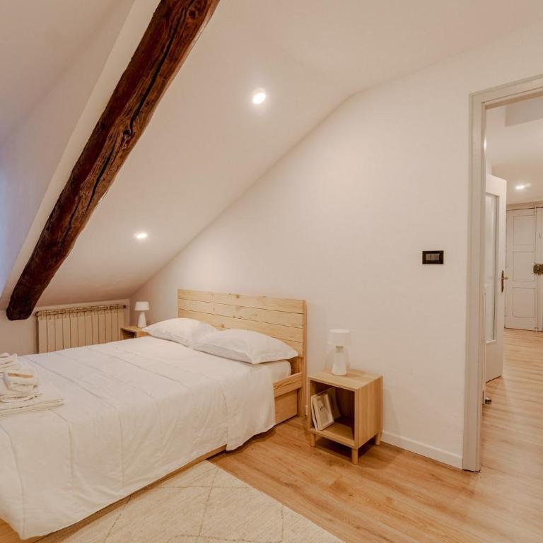 GuestHost - Quadrilatero Cozy Wooden Flat - Appartamento con 2 Camere da Letto - 3