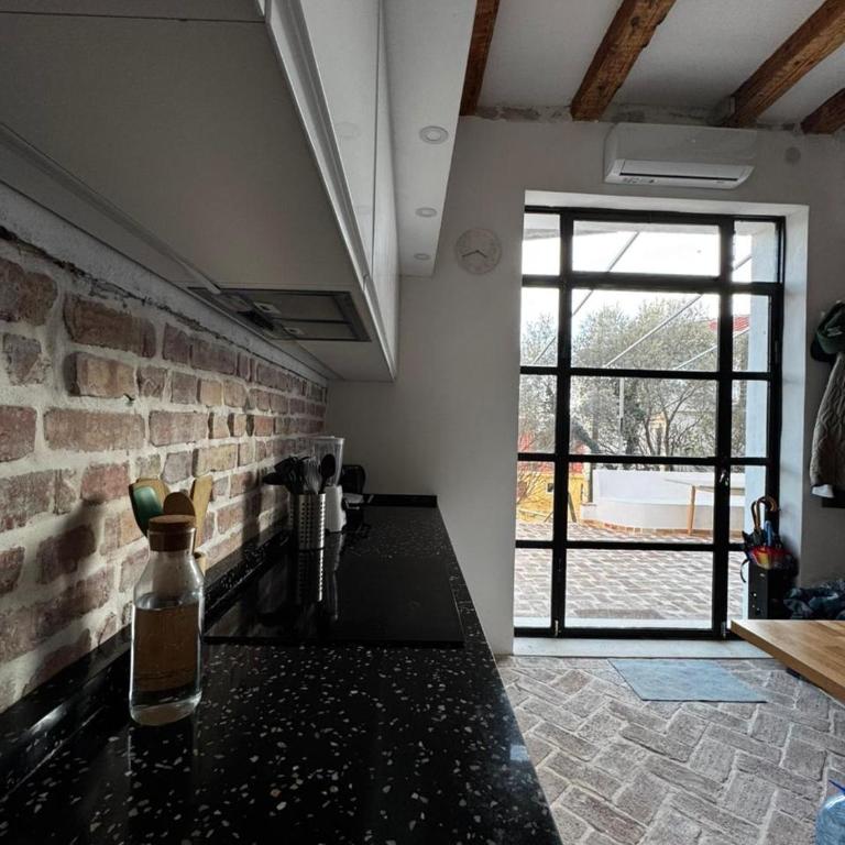 Cozy Family Home in Tivat - Vacation Home - 16