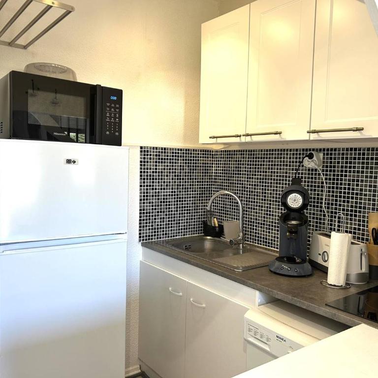BO570-T62 Studio cabine 4 couchages BORMES LES MIMOSAS - Classic Apartment - 8