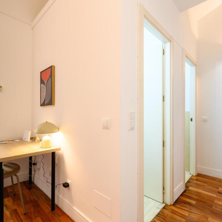 TOL241 - Espectacular Piso de 2 dormitorios en la Plaza Mayor, en el centro de Madrid - Two-Bedroom Apartment - 16