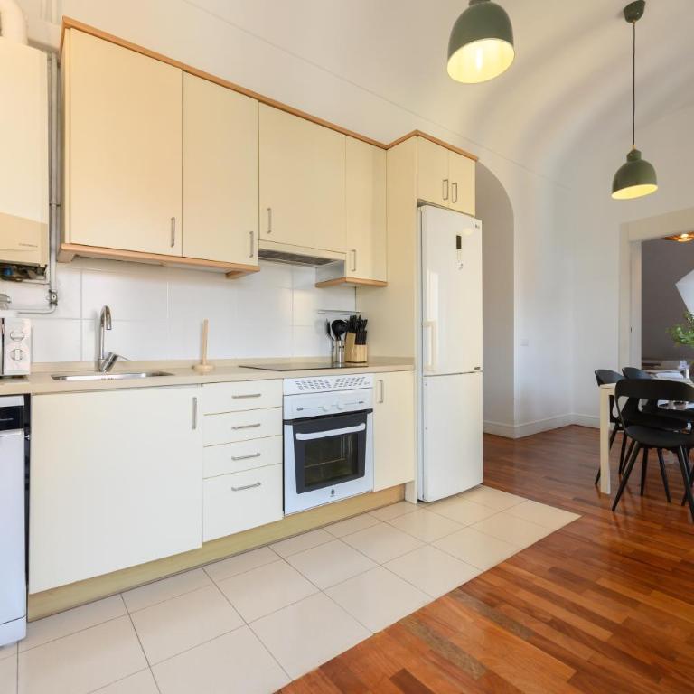 TOL241 - Espectacular Piso de 2 dormitorios en la Plaza Mayor, en el centro de Madrid - Two-Bedroom Apartment - 27