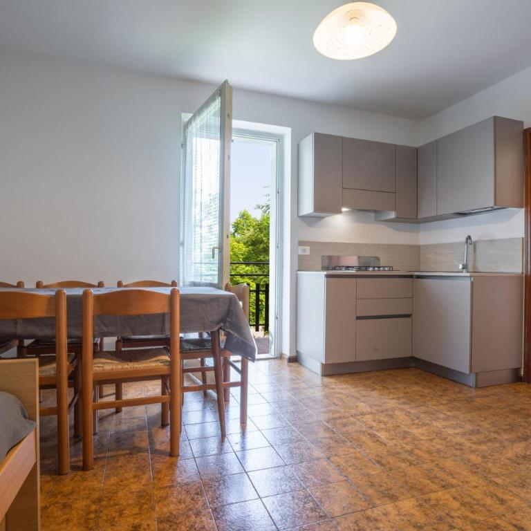 Residence CATULLO - Appartamento con Balcone - 3