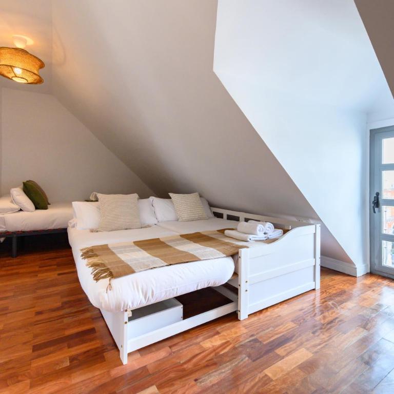 TOL241 - Espectacular Piso de 2 dormitorios en la Plaza Mayor, en el centro de Madrid - Two-Bedroom Apartment - 32