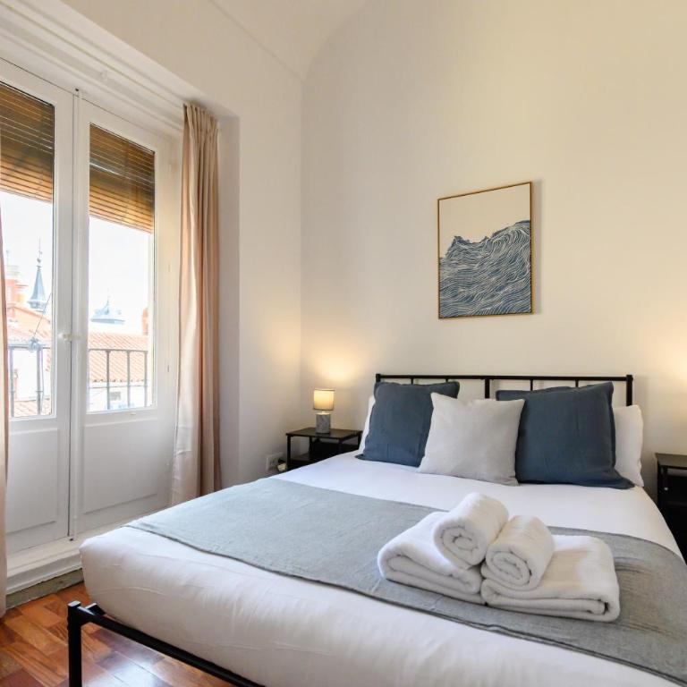 TOL241 - Espectacular Piso de 2 dormitorios en la Plaza Mayor, en el centro de Madrid - Two-Bedroom Apartment - 3