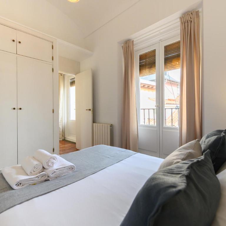 TOL241 - Espectacular Piso de 2 dormitorios en la Plaza Mayor, en el centro de Madrid - Two-Bedroom Apartment - 29