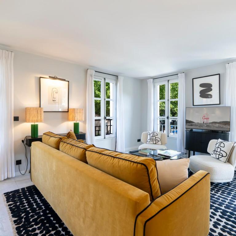 Casita 1 - Appartement avec terrasse et parking - Place des Lices - Apartment mit 2 Schlafzimmern und Terrasse - 1