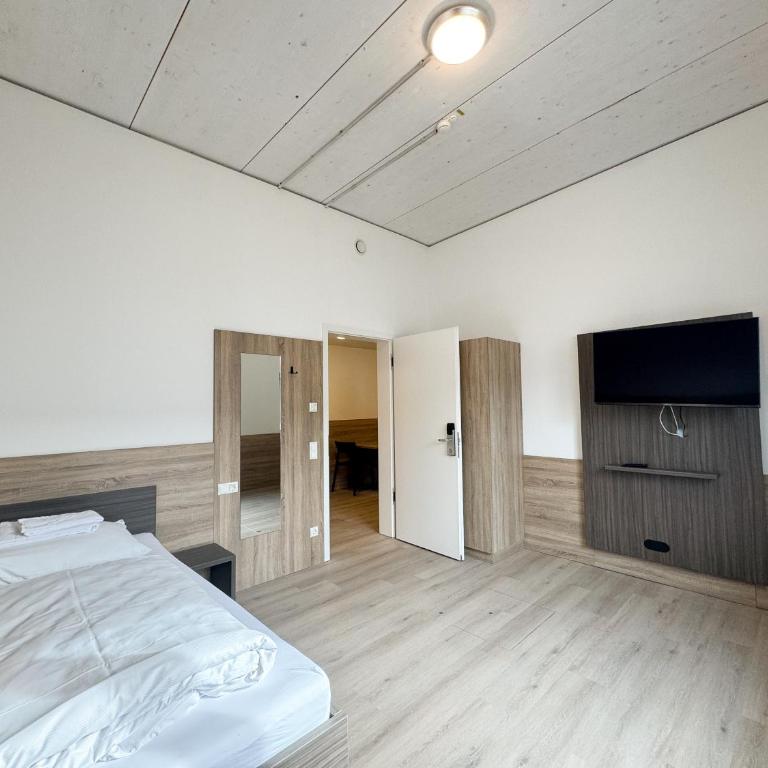 A2 Hotel Memmingen - SELF-CHECK-IN - Einzelzimmer mit Gemeinschaftsbad - 3
