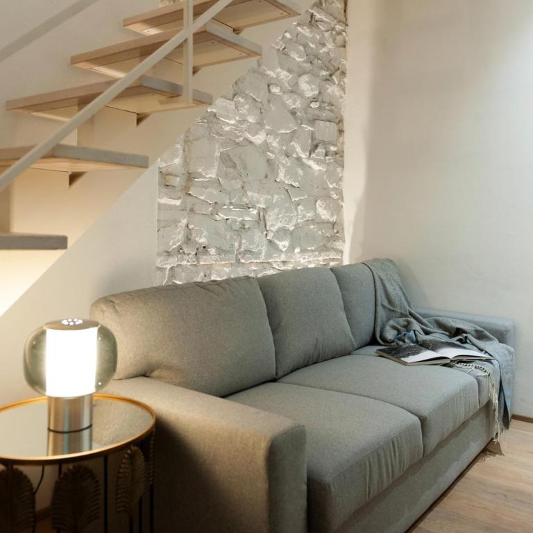 20' dal Duomo - Fuori ZTL - Parcheggio Comodo - Appartamento con 2 Camere da Letto - 39