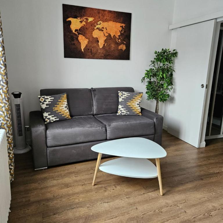 Maison Deluxe, moderne, calme, terrasse, proche chantiers de l'Atlantique et Airbus - Maison de Ville 2 Chambres - 16