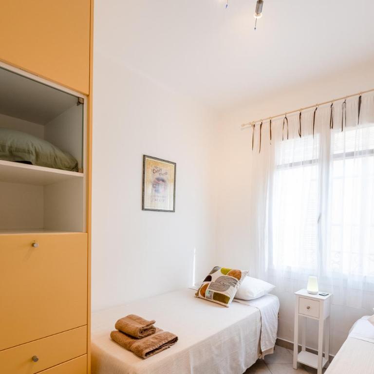 L OLIVIER Modern and Bright Historic Center Gem, 150m from the beach - Appartement 2 Chambres - 9