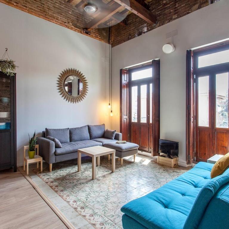 Sea La Vie - Three-Bedroom Loft Apartment - 4