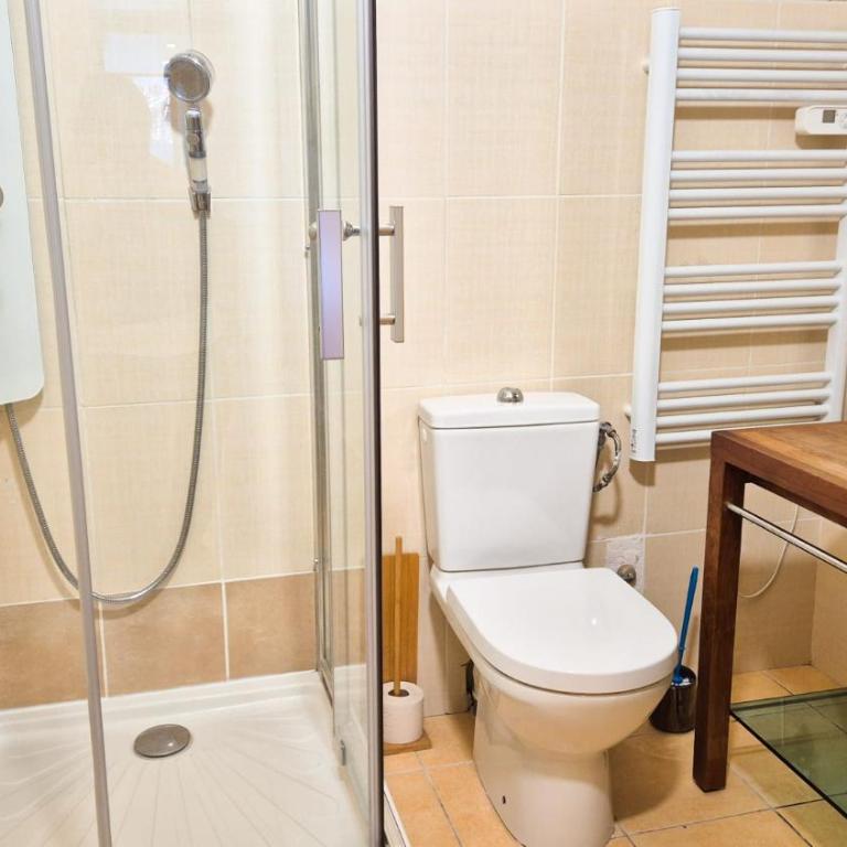 Charmante Villa individuelle Niçoise avec piscine privée proche Monaco - Villa - 29