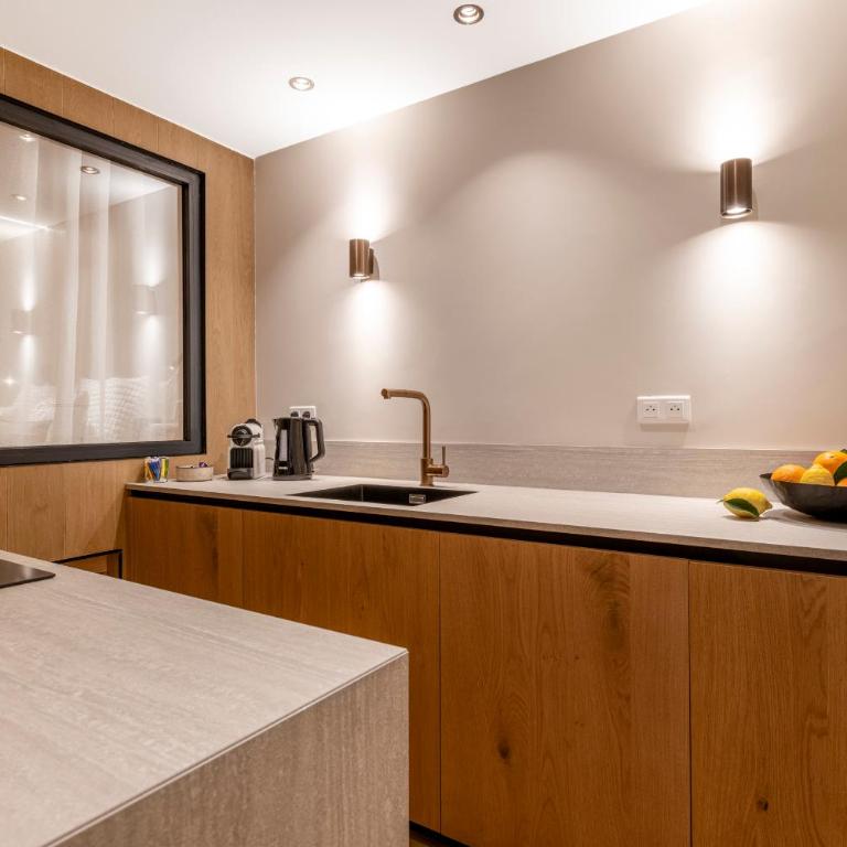 Loft with Home Cinema, Modern Apartment Just Minutes from Monaco - Appartement 1 Chambre - 11