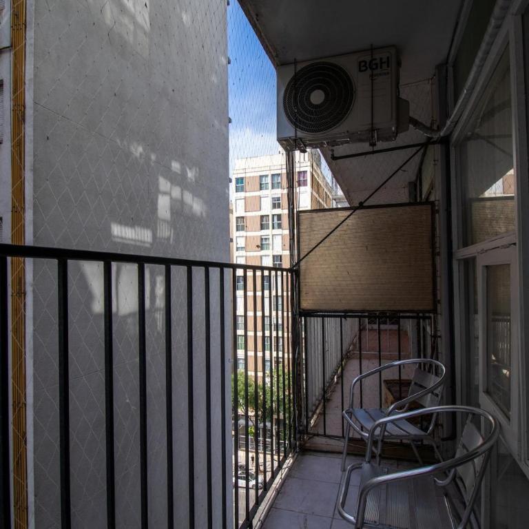 Colon y Olavarria - One-Bedroom Apartment - 2