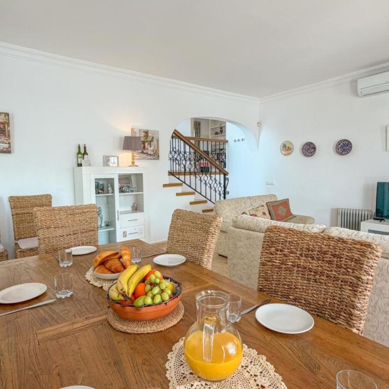 Villa Acebo with Private Swimming Pool in Nerja - Villa de 3 dormitorios - 6