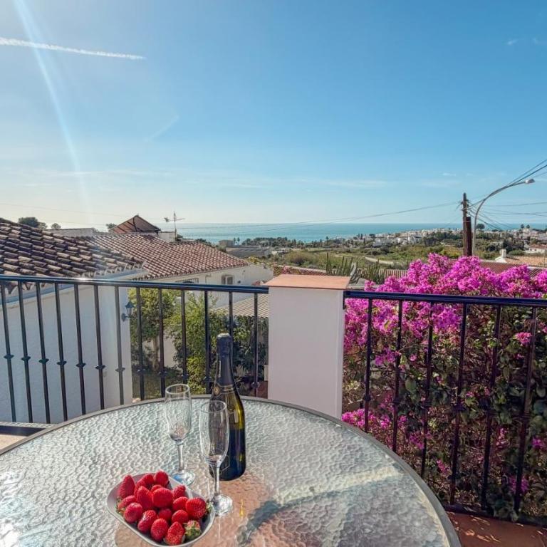 Villa Acebo with Private Swimming Pool in Nerja - Villa de 3 dormitorios - 27