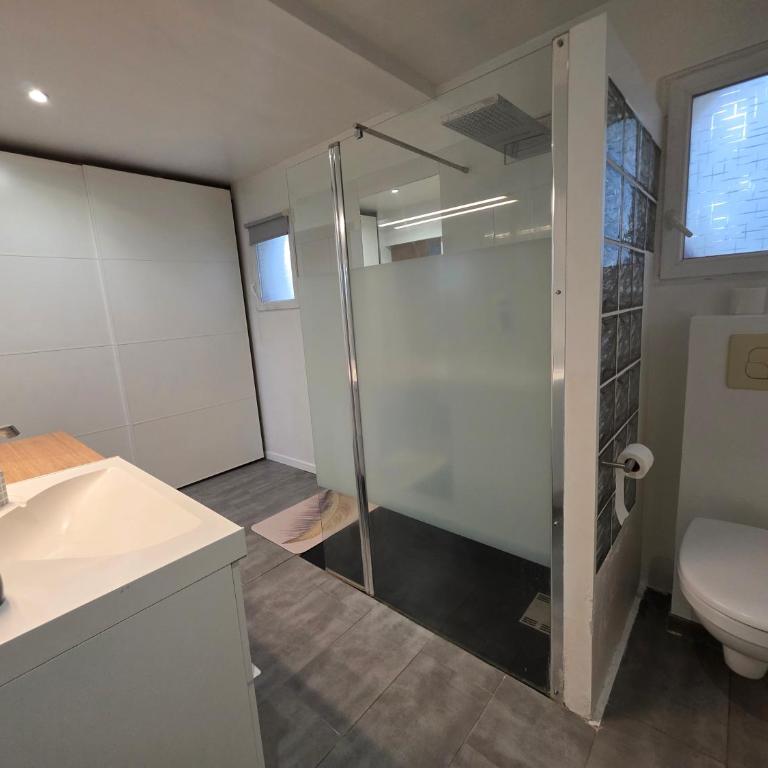 Maison 6 pers - Plage - Parc expo , Salle Arena - Maison 3 Chambres - 16