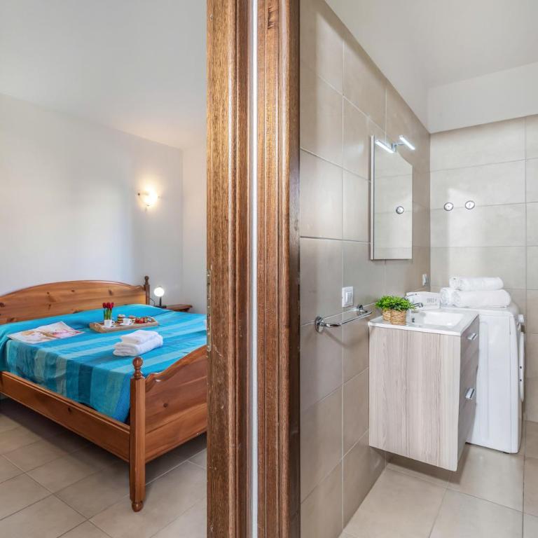 Le Case Della Cinta - Two Bedroom House with Private Garden 2 - 7