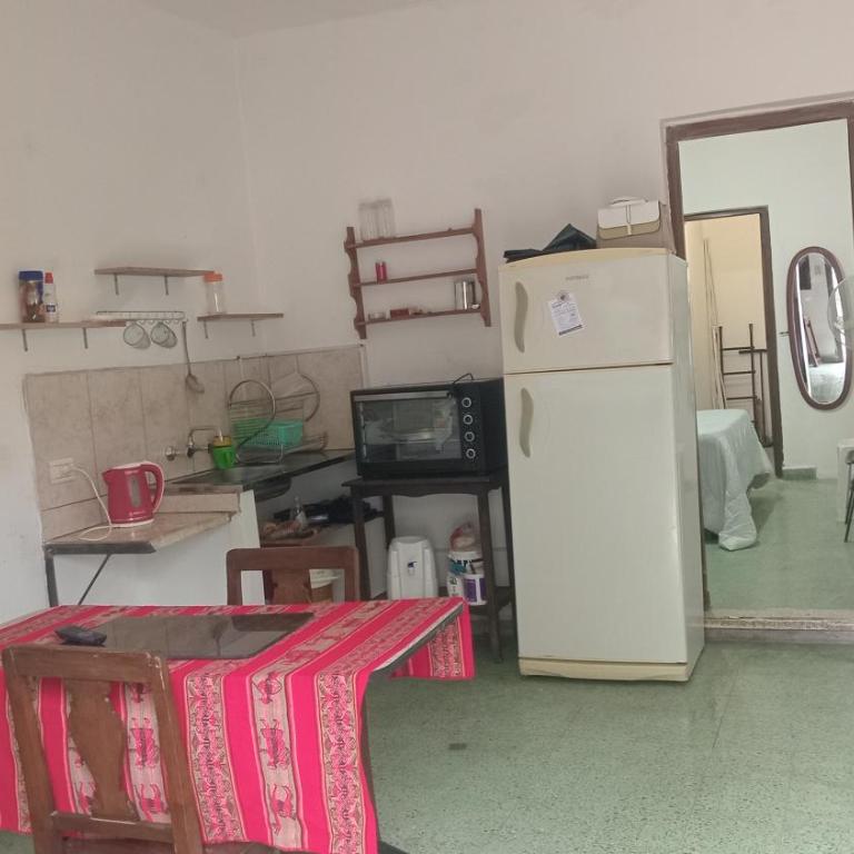Monoambiente salta - Apartamento de 1 dormitorio - 5
