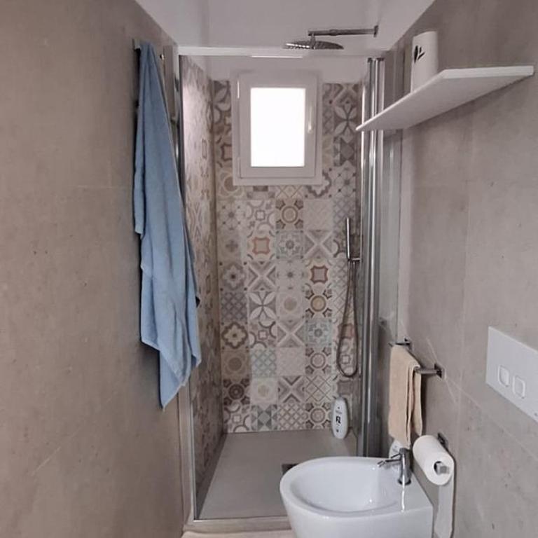 LaureLiving Holiday Home Casa Sabrizio - Appartamento con 2 Camere da Letto - 13