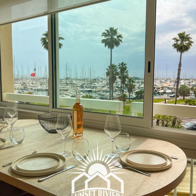 LE PORT VAUBAN Harbor view for 4 by Sunset - Appartement - 56