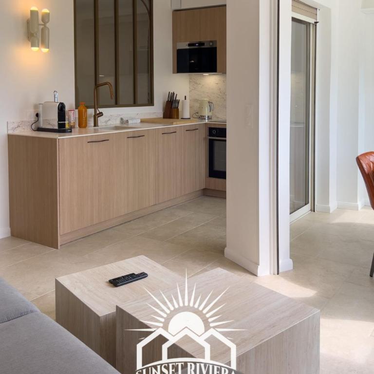 LE PORT VAUBAN Harbor view for 4 by Sunset - Appartement - 58