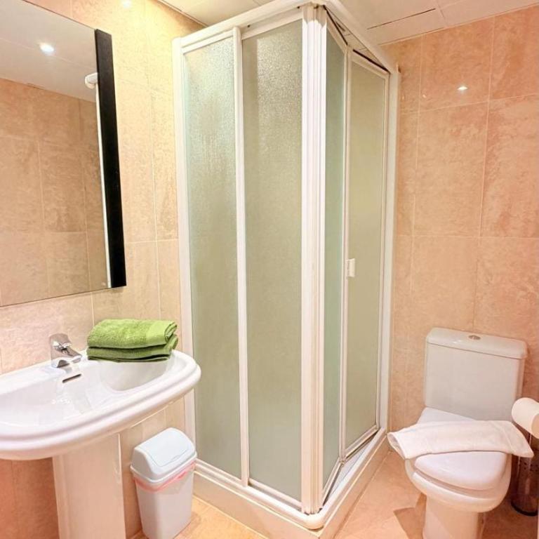 Room City Estepona M Méndez Cozy 3BR 2Bath - Apartamento de 3 dormitorios - 19