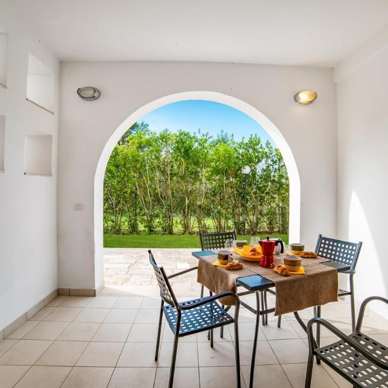 Blumare Resort - One Bedroom Apartment with Garden 6 - 7