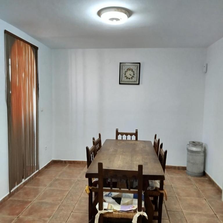 Beautiful Andalusian House Tradition & Confort - Three-Bedroom Home - 34