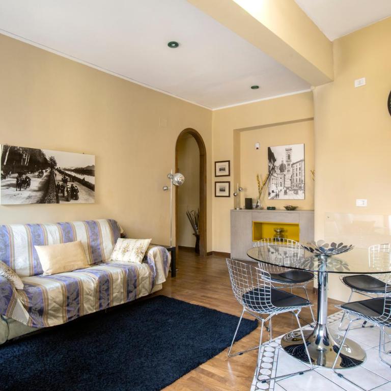 GuestHost - Ponte Vecchio Elegant Dream - Appartamento con 1 Camera da Letto - 2