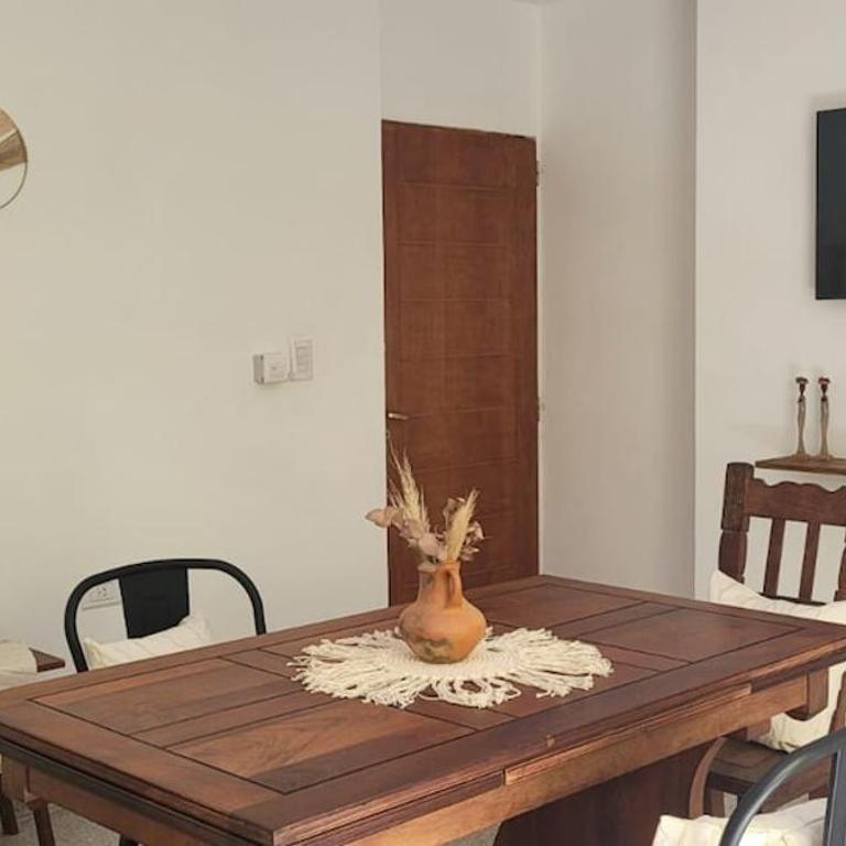 CasaMora departamento céntrico con cochera gratis, 2 habitaciones - Apartamento de 2 dormitorios - 3