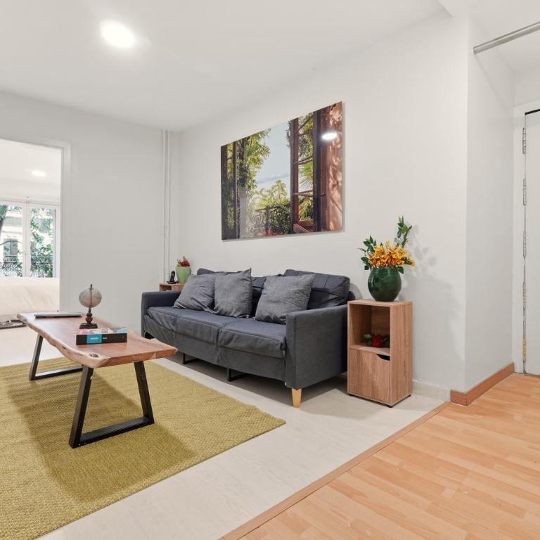 Chueca Central Residence - Apartamento de 3 dormitorios con balcón - 1