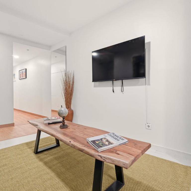 Chueca Central Residence - Apartamento de 3 dormitorios con balcón - 16