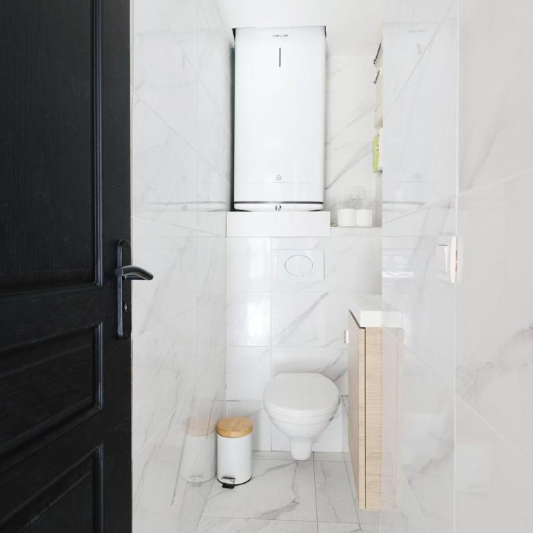 Bluestay 130 - Charmant appartement à Paris 2 - Three-Bedroom Apartment - 15