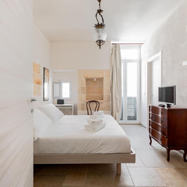 Napulè by MONHOLIDAY - One-Bedroom Apartment - 3