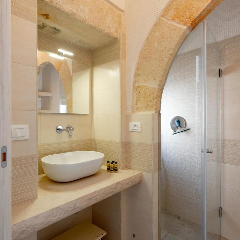 Napulè by MONHOLIDAY - One-Bedroom Apartment - 11
