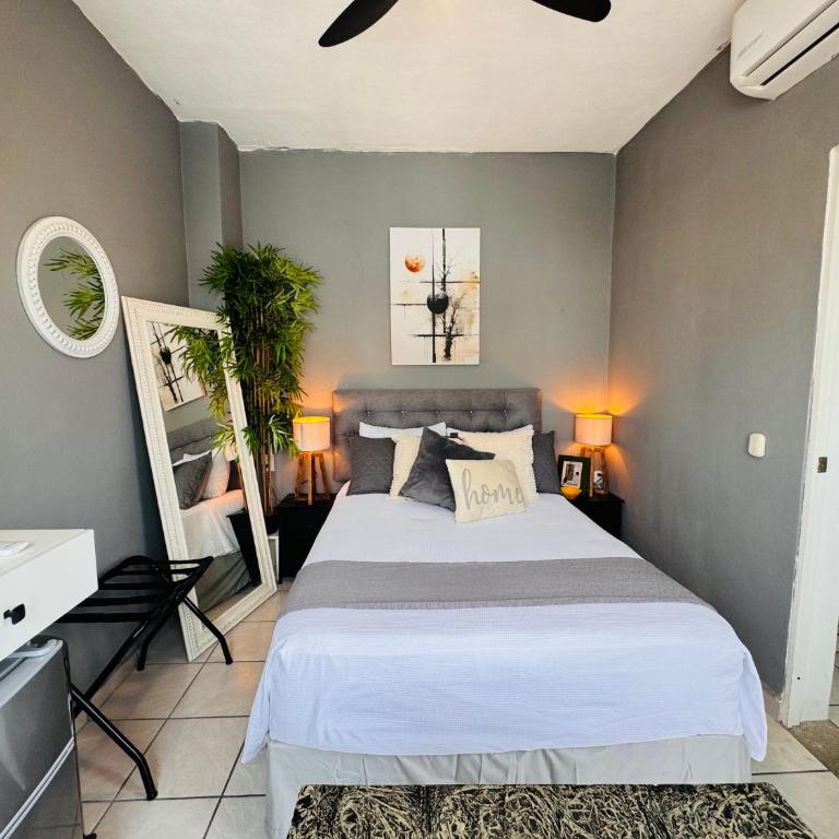 Polly's Home Aralias Boutique GuestHouse & PrivateSuites - Habitación Doble - 11