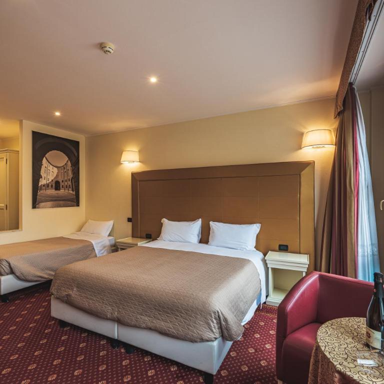 THE DOME - Panoramic Rooms - Deluxe Junior Suite with Castle View - 11
