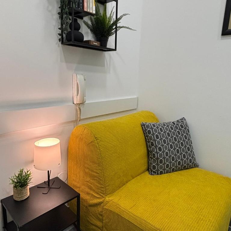 So Cozy - One-Bedroom Apartment - 8