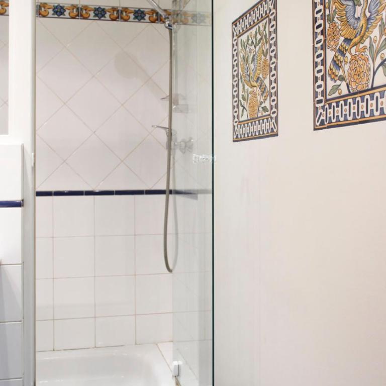 Appartement intemporel dans un immeuble hausmanien - Appartement - 12