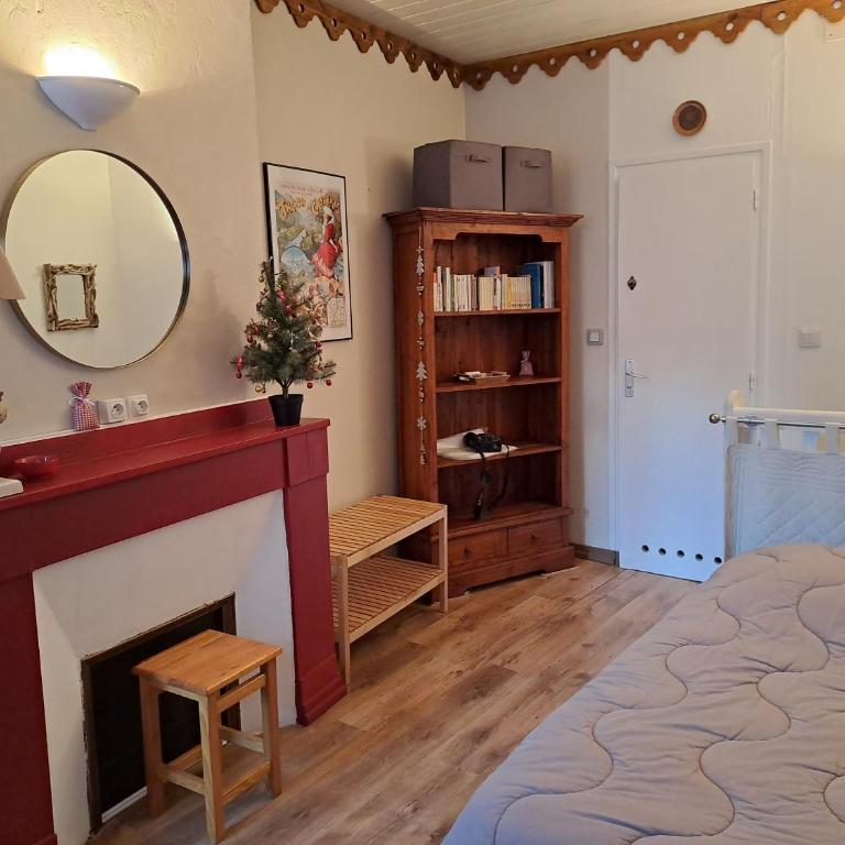 Duplex cosy - charme et confort à 100 mètres des thermes et des sentiers - Two-Bedroom Apartment - 7