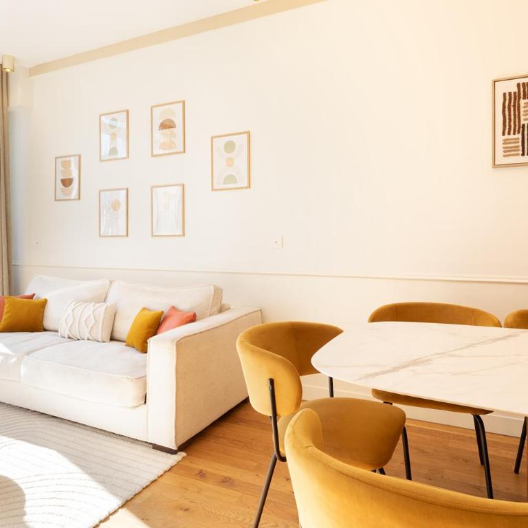 Pick A Flat's Apartment in Opéra - Rue Saint Marc - Appartement 3 Chambres - 5