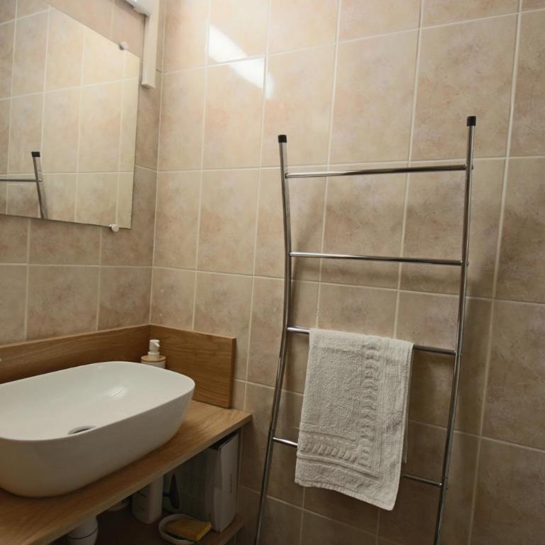 Studio 15m², avec terrasse et place de parking - Studio - 10