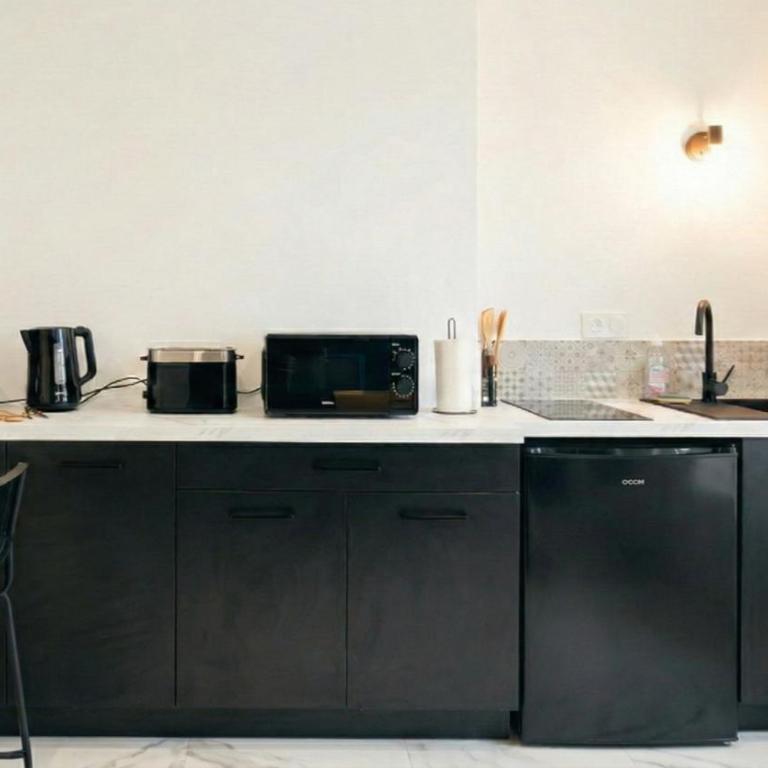 LE 21 - Suite SPA Premium - Jacuzzi Privatif & Vue Rhône - Appartement 1 Chambre - 11