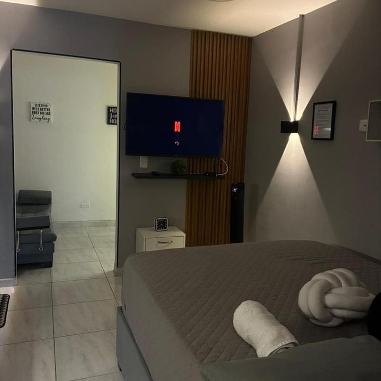 Apto moderno en centro de Pereira con iluminación premium - One-Bedroom Apartment - 2