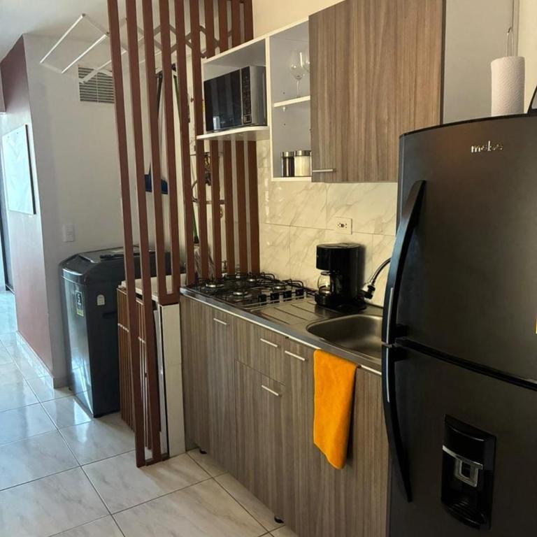 Apto moderno en centro de Pereira con iluminación premium - One-Bedroom Apartment - 3