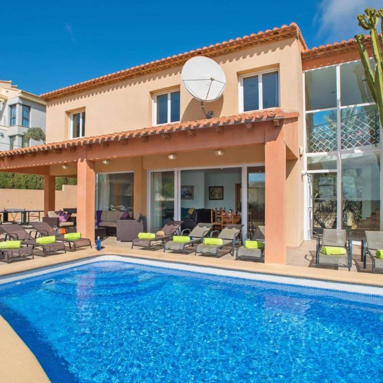 Villa Mar Flores by Villa Plus - Villa - 2